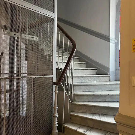 Apparemment Gambetta Centre Nice